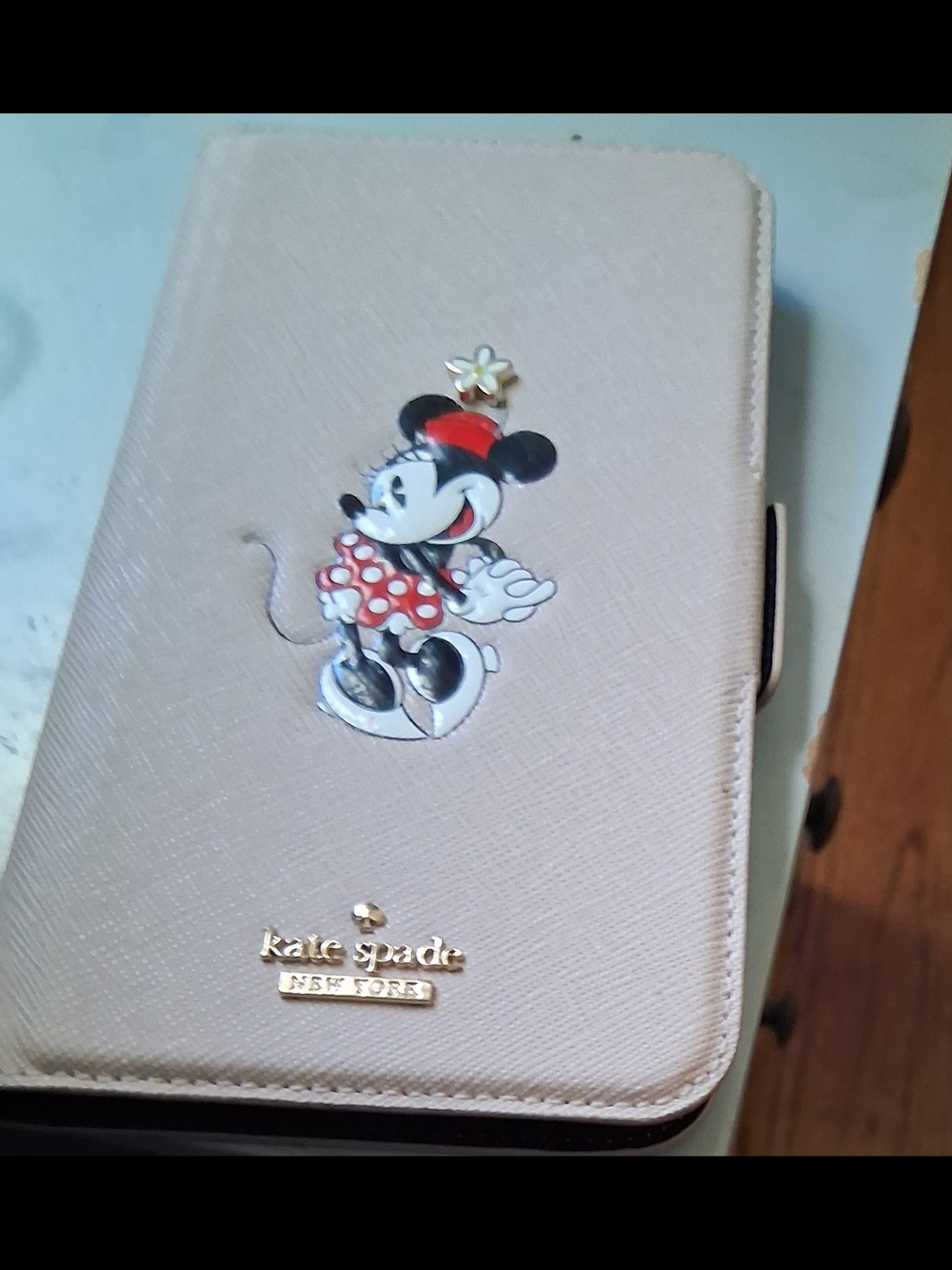 kate spade Beige Minnie Mouse  Wallet Phone Case